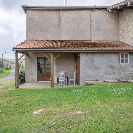 Vintage Holiday Home With Private Garden Nouart Habitación foto
